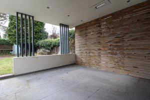 Photo 14- click for photo gallery